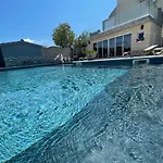 Maki With New Pool Nin Apartamento Vrsi
