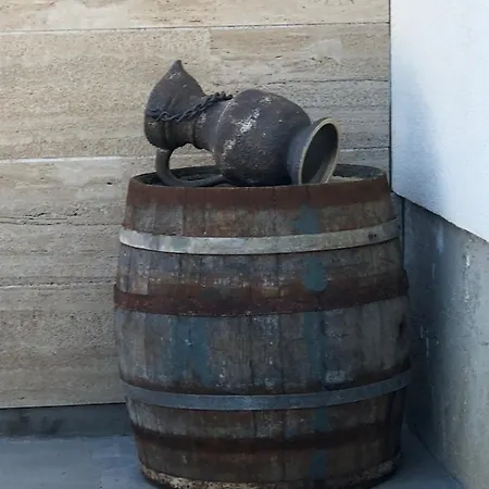 Maki With New Pool Nin Daire