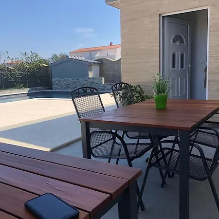 Апартаменты Maki With New Pool Nin *