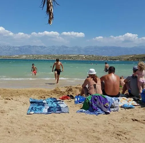 Apartament Maki With New Pool Nin *