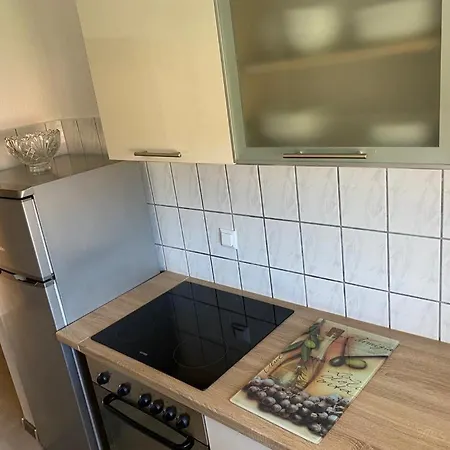 Apartmán Croliday With Pool Nin