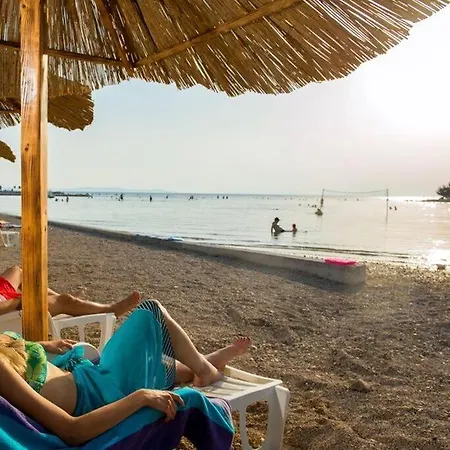 Apartament Croliday With Pool Nin