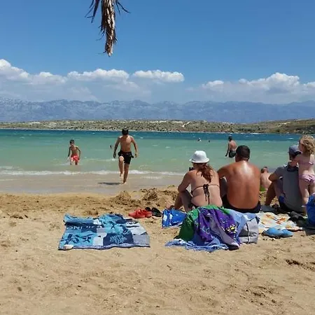 Apartmán Croliday With Pool Nin *