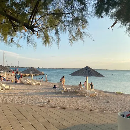 Maki With New Pool Nin شقة *