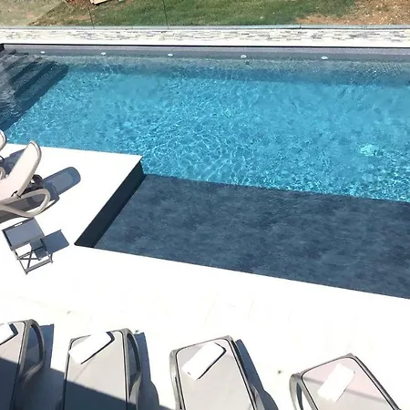 Appartamento Maki With New Pool Nin Vrsi