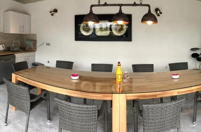 Apartament Maki With New Pool Nin Vrsi