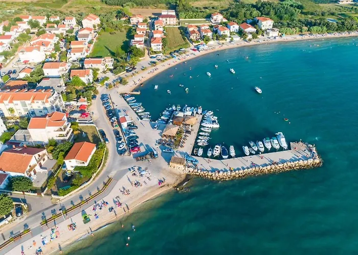 Maki With New Pool Nin * فرسي