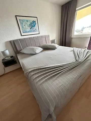 Apartament Maki With New Pool Nin